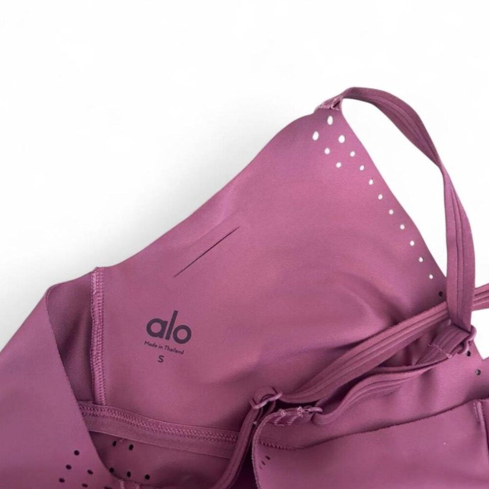 ALO Yoga Pink Perforated Sports Bra & High-Waist Bike Shorts Set - Picture 5 of 6
